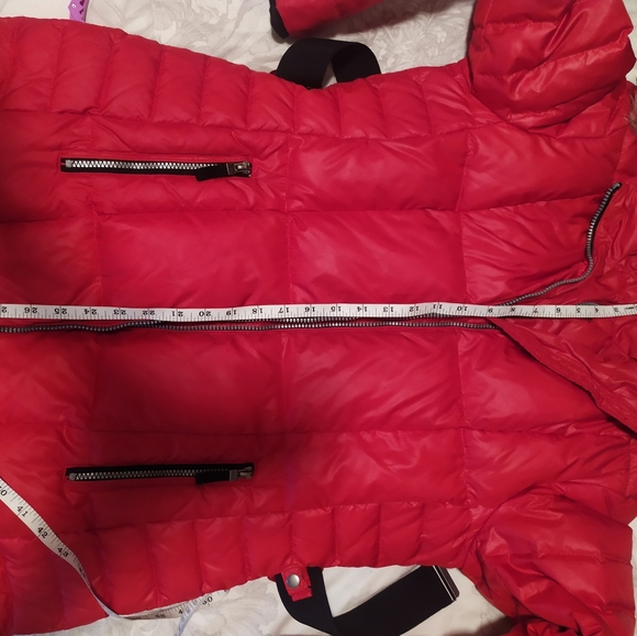 NWOT Marc New York Andew Marc Red Puffer Coyote Fur Hood Large - Picture 14 of 14
